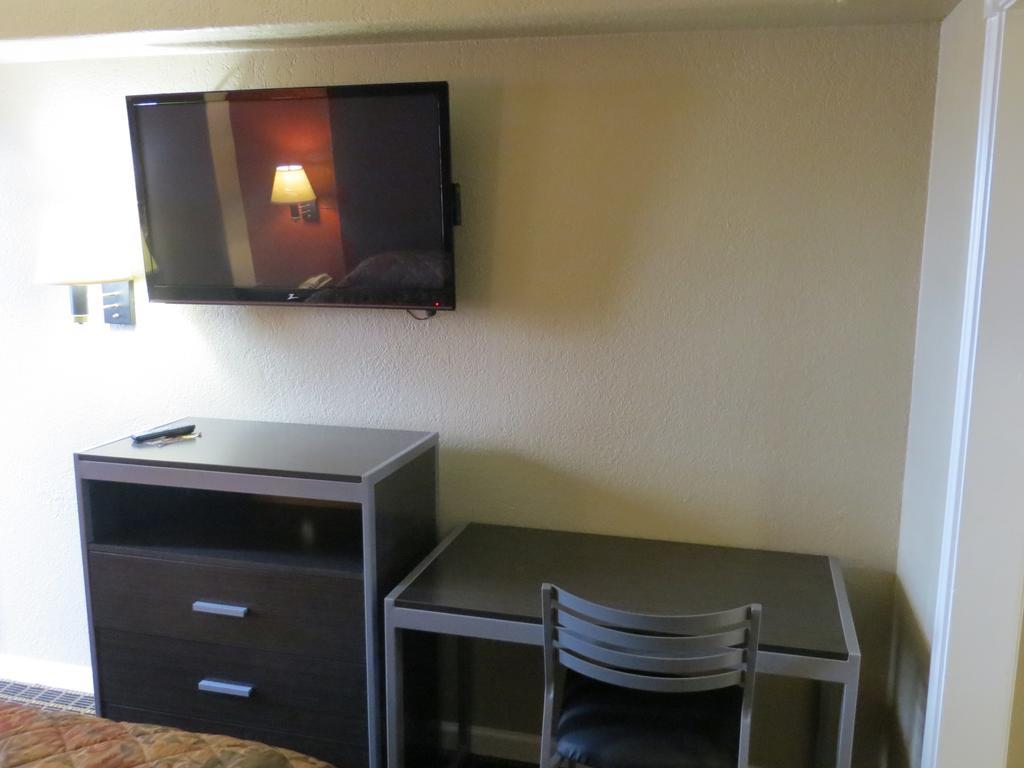 Economy Inn Austin Szoba fotó
